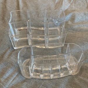 Plastic Makeup holders set of 2
